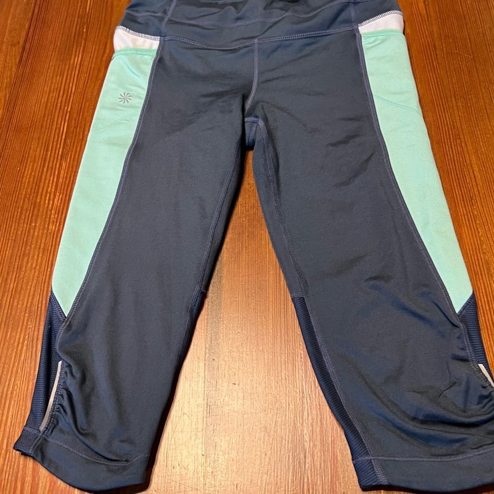 Athleta Colorblock Be Free Knicker Leggings Blue Green Zip Pockets‎